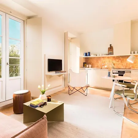 Armada X Апартаменти