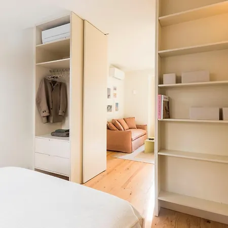 Armada Iv Apartment *