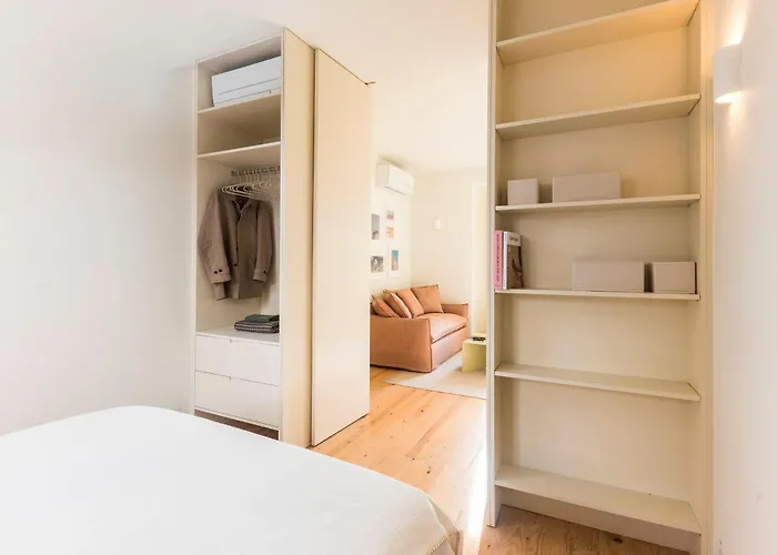 Armada X Apartament *